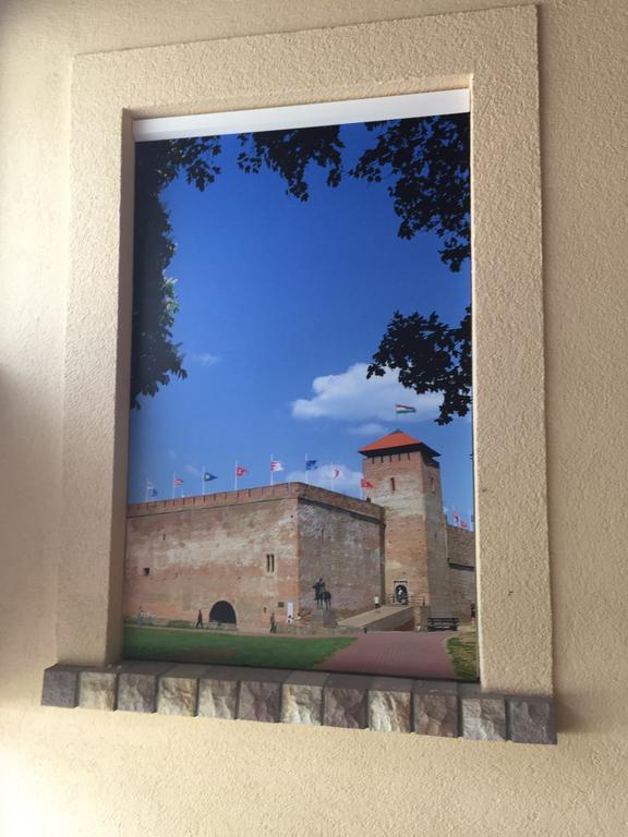 Regina Delux Apartman Gyula Exterior foto
